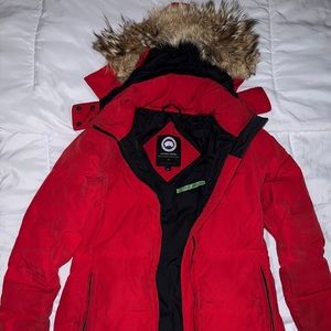SMALL RED CANADA GOOSE PUFFER JACKET/COAT FREE SHIPPING